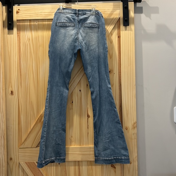Women’s est. 1946 denim, flare, size 2 - Picture 5 of 6